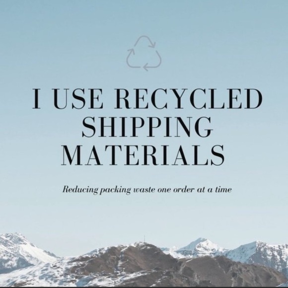 Vintage Earrings, Gold & Black Swirls, Studs - Picture 10 of 12